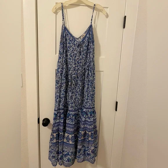 Arnhem Sleeveless Maxi Dress - Picture 2 of 8